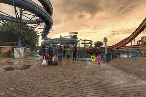 Leisure World One-Day Admission Tickets With Transfer From Colombo