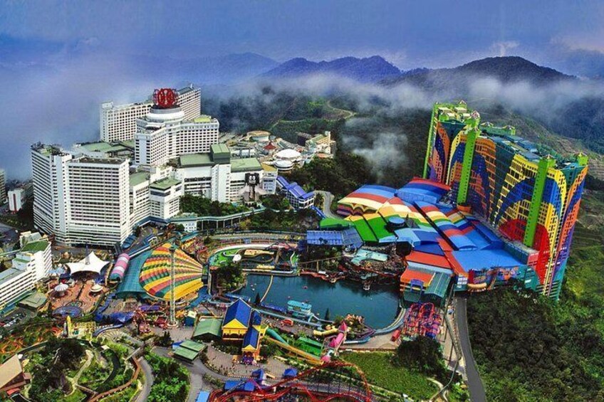 Private Tour with Local Host  Genting Highlands Day Tour enroute Batu