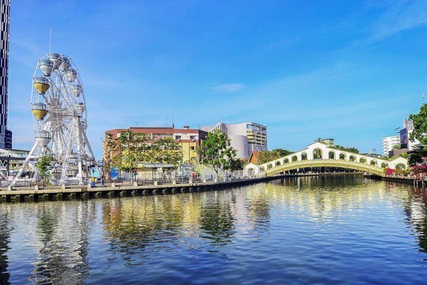 Melaka Full Day Tour including 4 Admission Tickets with Lunch