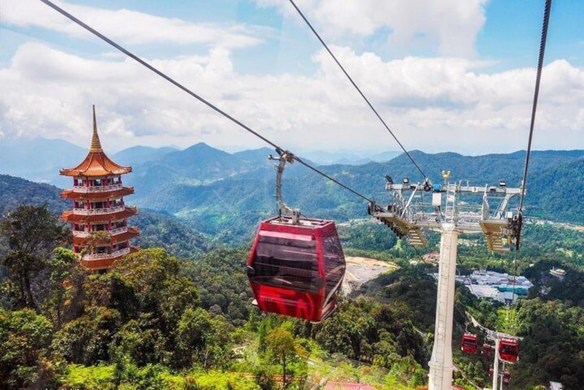 Spectacular views from the Genting Skyway cable-car ride