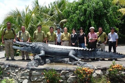 Sarawak Jong's Crocodile Farm and Zoo Tour from Kuching