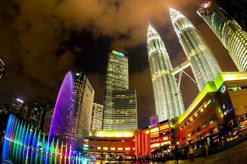 Discover The Best of Kuala Lumpur by Night