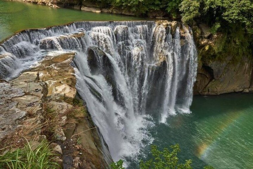 Shifen Waterfall