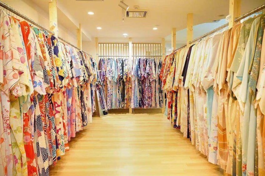 Kimono and Yukata Experience in Kyoto