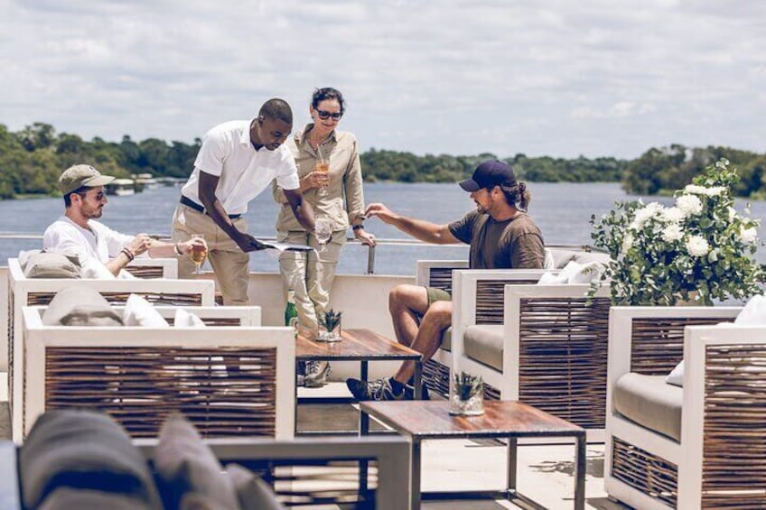 Pot & Signature Cruise Experience on the Zambezi River