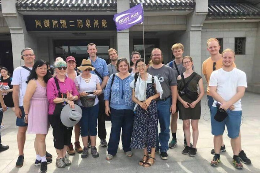 group tour to terracotta soldiers