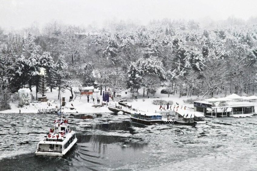 3day Korea winter private tour to Nami, Ski Resort and Ice Fishing Festival