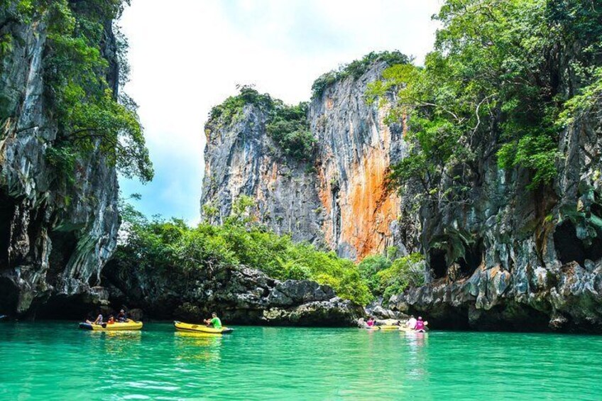 Hong Island (Phang Nga) - Canoeing