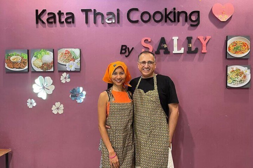 Thai Cooking Class in Phuket with Thai People