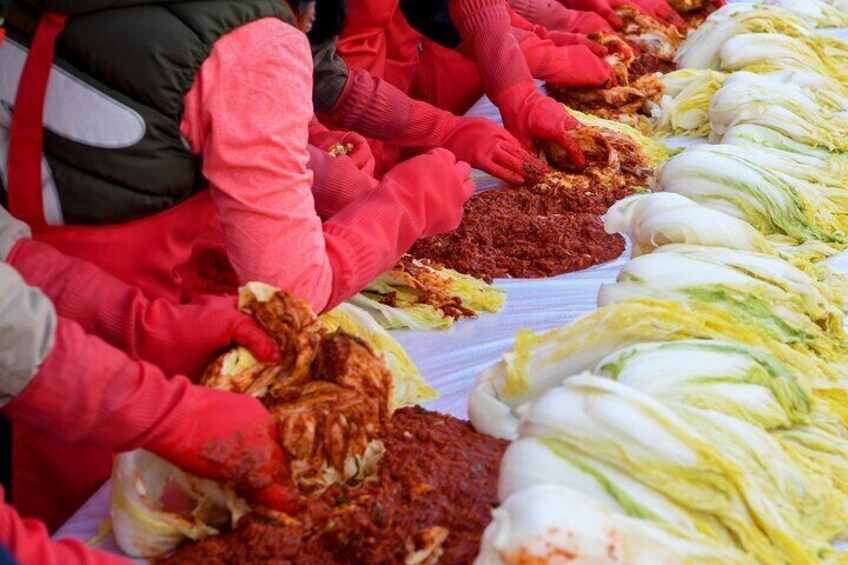 Anseong UNESCO Performance/Kimchi Making One Day Tour from Seoul