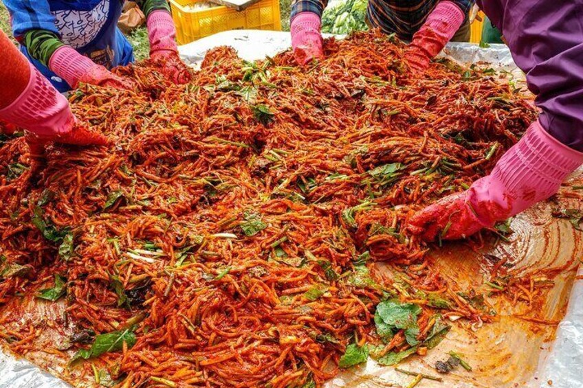 Anseong UNESCO Performance/Kimchi Making One Day Tour from Seoul