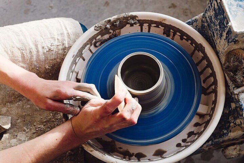 Jaipur's Famous Blue Pottery - A Workshop