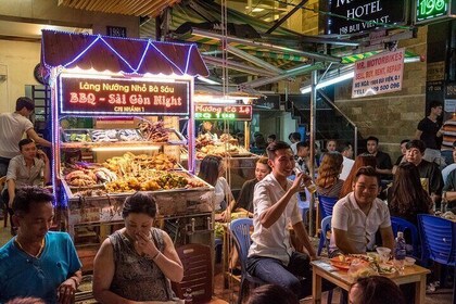 ホーチミン市夕食付きストリートフード・ツアー