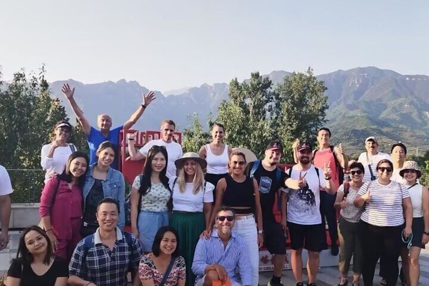 Mubus: Mutianyu Great Wall Daily Bus Tour (10:00am Departure)
