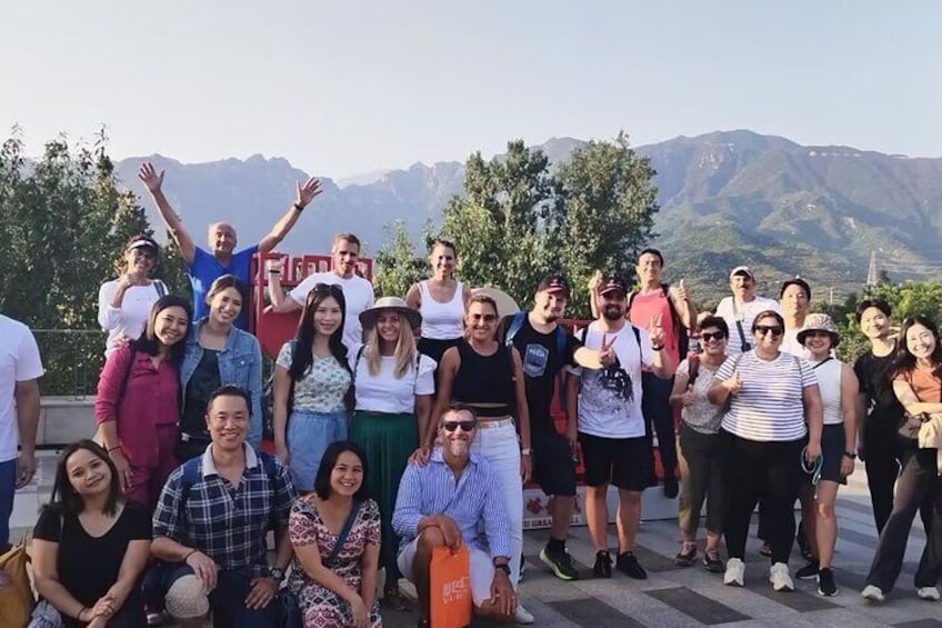 Mubus: Mutianyu Great Wall Daily Bus Tour (8:00am/10:00am)