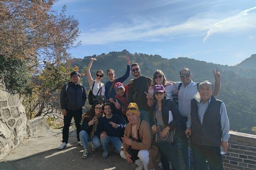 Mubus: Mutianyu Great Wall Daily Bus Tour (8:00am/10:00am)