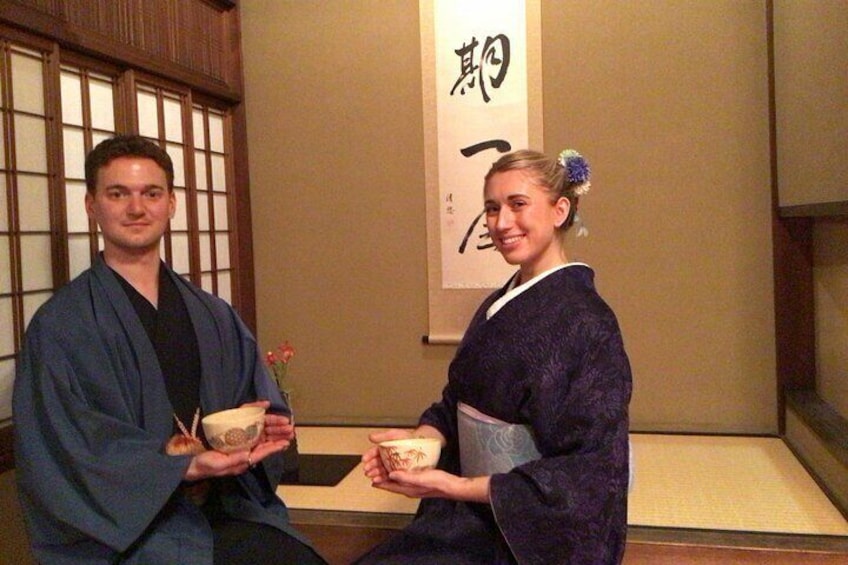 Traditional Tea Ceremony wearing a Kimono in Kyoto MAIKOYA