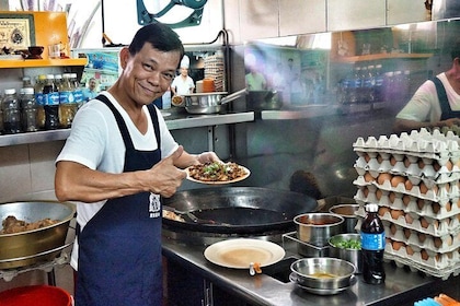 Small-Group Food Tour With Hawker Centre: Eat Like A Local