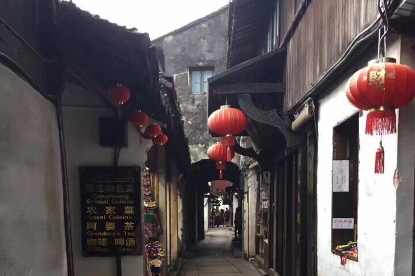 Zhouzhuang Water Village Tour from Shanghai