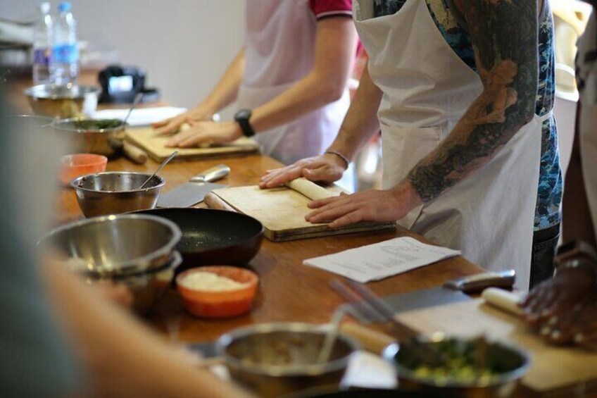 Experience Beijing: Chinese Cooking Class and Market Tour