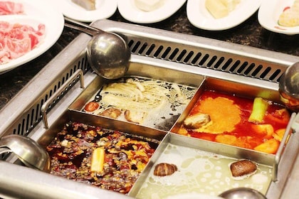 Private Chinese Legendary Sichuan Hotpot Tour with Expert Guide