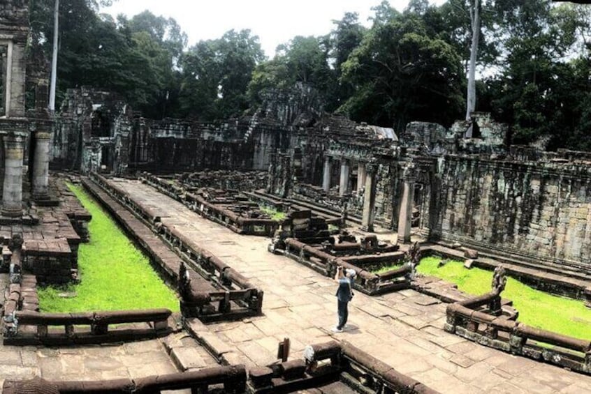 Private Full-Day Banteay Srei with Grand Tour (by A/C Vehicles)