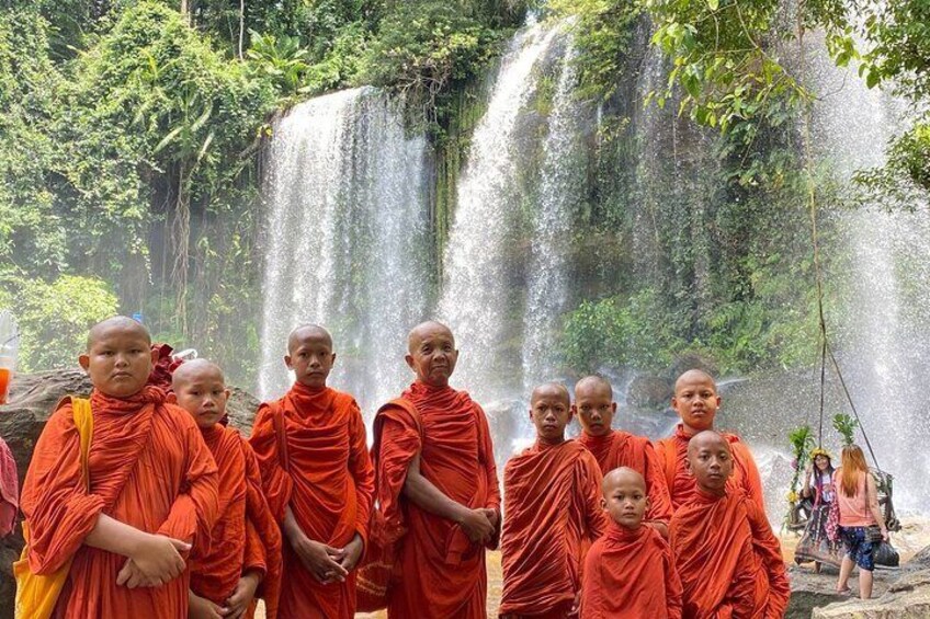 Kulen Waterfall & 1000 Lingas Join-in Tour (by luxury MiniVan)