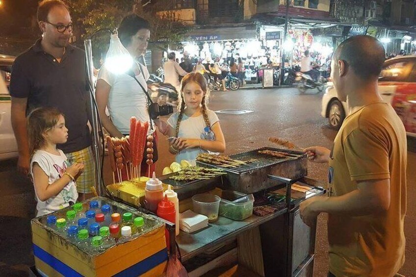 Hanoi street food walking tour