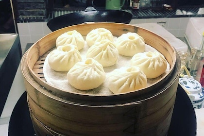 Half-day Xi'an Steamed Buns(Baozi) Cooking Class with Market Visit