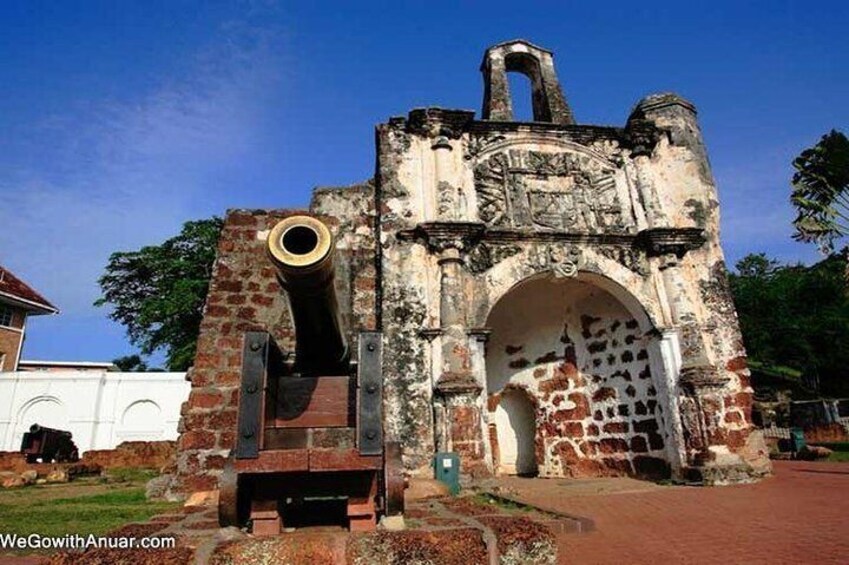 Porta De Santiago