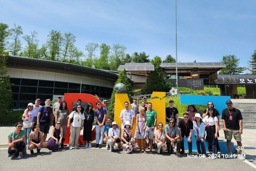 DMZ ! Great experience! North Korean Defector & Suspension Bridge