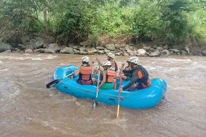 Extream White water rafting 10 kms.
