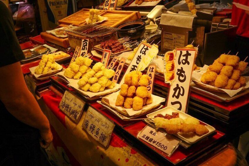 Nishiki Market Breakfast Walking Food Tour