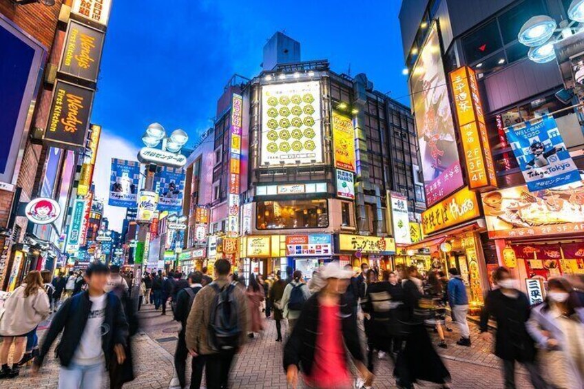 Shibuya Bar Hopping Night Food Walking Tour in Tokyo