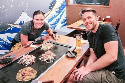 Osaka Local Foodie Walking Tour in Dotonbori und Shinsekai