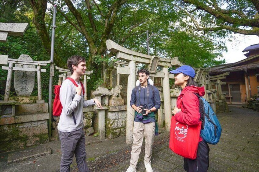 Fushimi Inari Hidden Hiking Tour