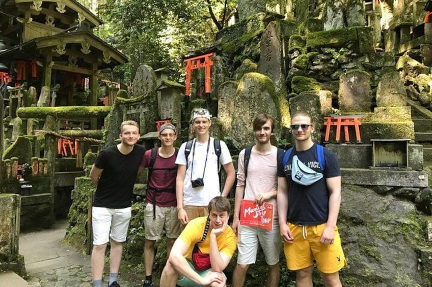Fushimi Inari Hidden Hiking Tour