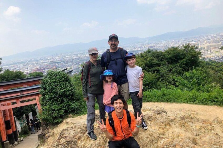 Fushimi Inari Hidden Hiking Tour