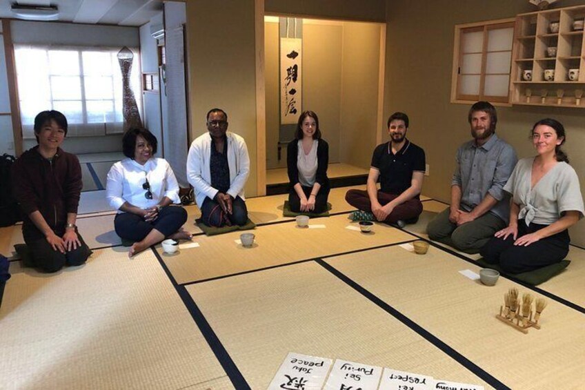 Kyoto Tea Ceremony & Kiyomizu-dera Temple Walking Tour