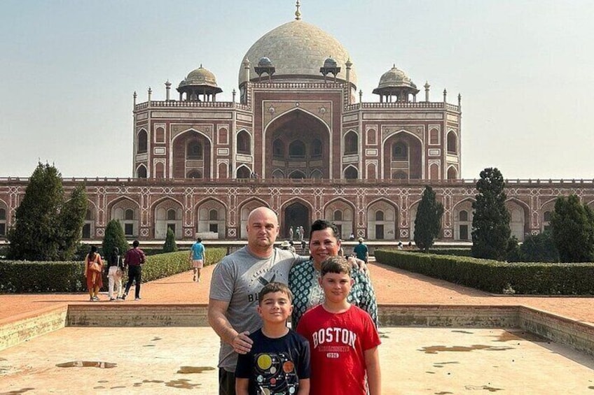 Private Half-Day Delhi City Tour Including Entrance Fees