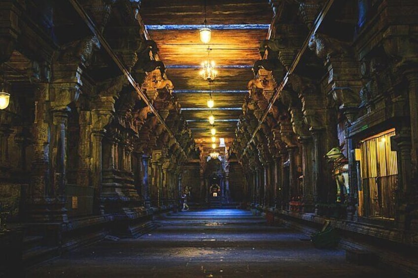 Ponnambalawaneswaram Hindu Temple.