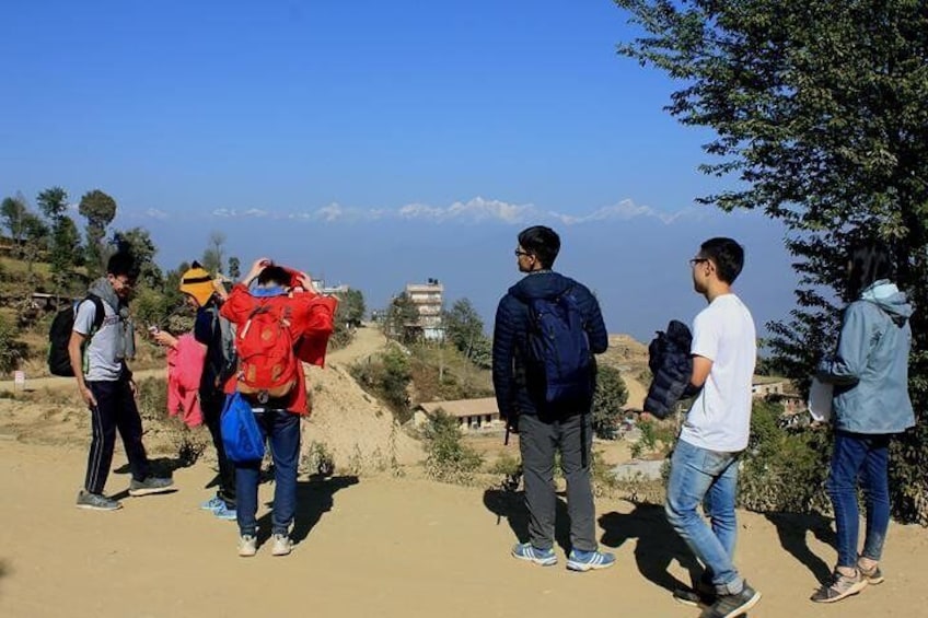 En-route hiking to Dhulikhel.