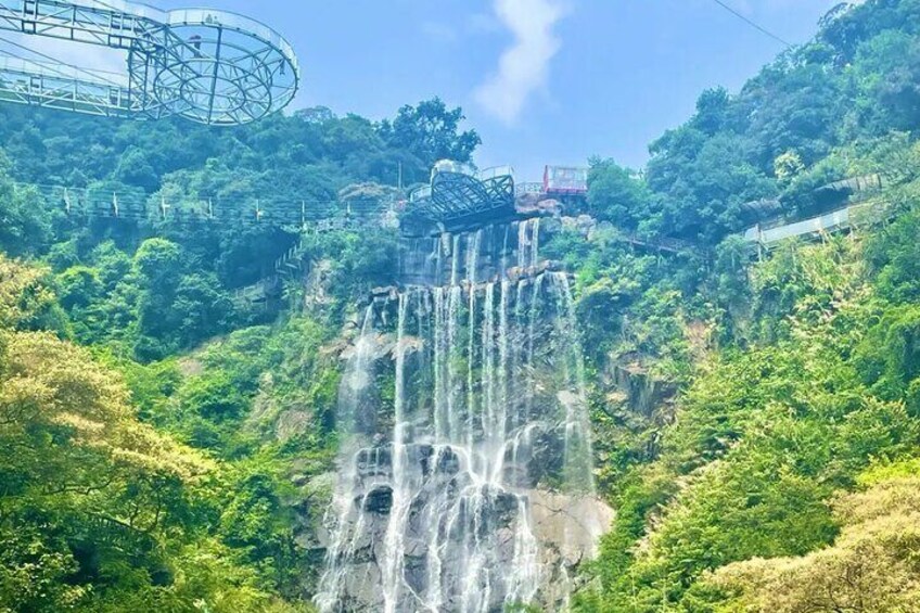 Guangzhou Full Day Tour to Gulong Glass Skywalk Bridge