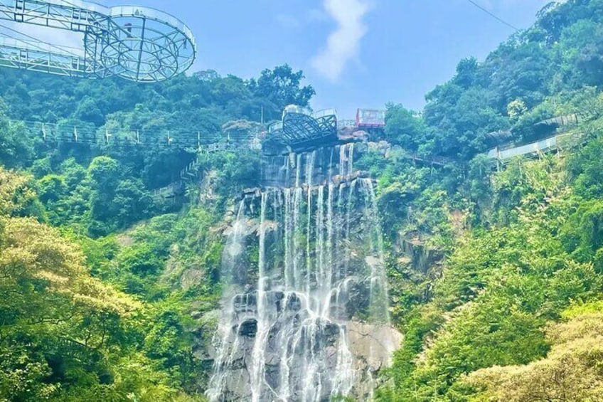 Guangzhou Full Day Tour to Gulong Glass Skywalk Bridge