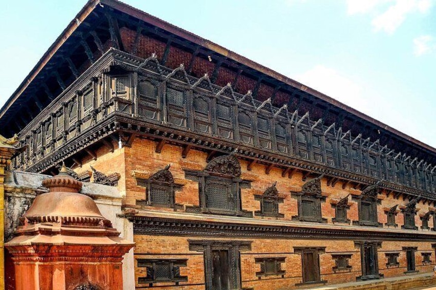 Half Day: Bhaktapur Durbar Square Sightseeing Tour from Kathmandu