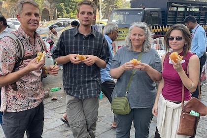 BEST Mumbai's Street Food-Evening Tour