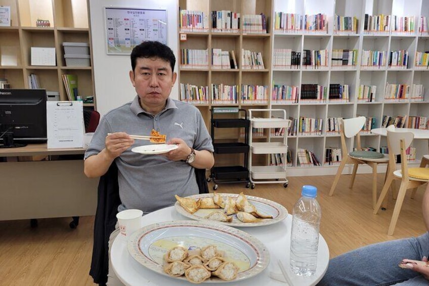 Private tour: N.Korea Cooking Class & Talk with N.Korean Defector