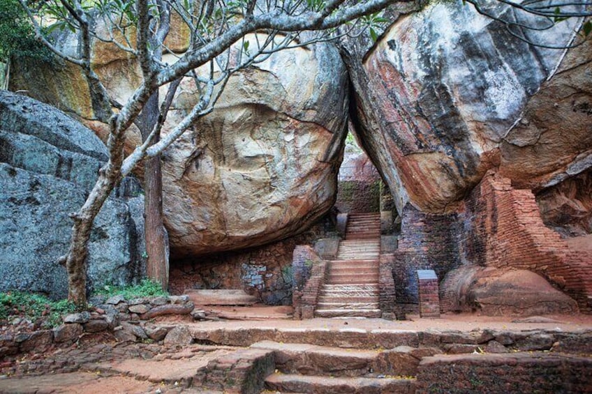 Cave Temple , Srilanka