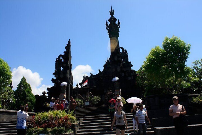 Private Half-Day Tour: Denpasar City Trip with Lunch Packages 4