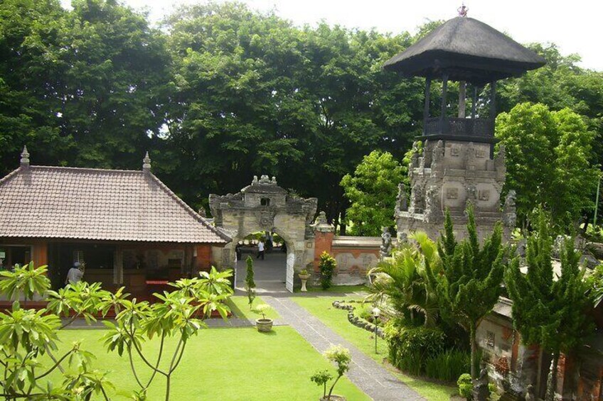 Private Half-Day Tour: Denpasar City Trip with Lunch Packages 8